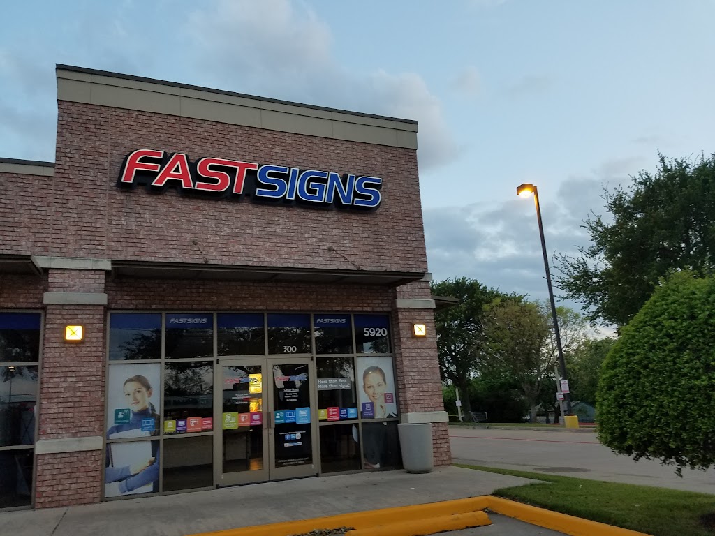 FASTSIGNS | 5920 Belt Line Rd #300, Dallas, TX 75254, USA | Phone: (972) 449-7024