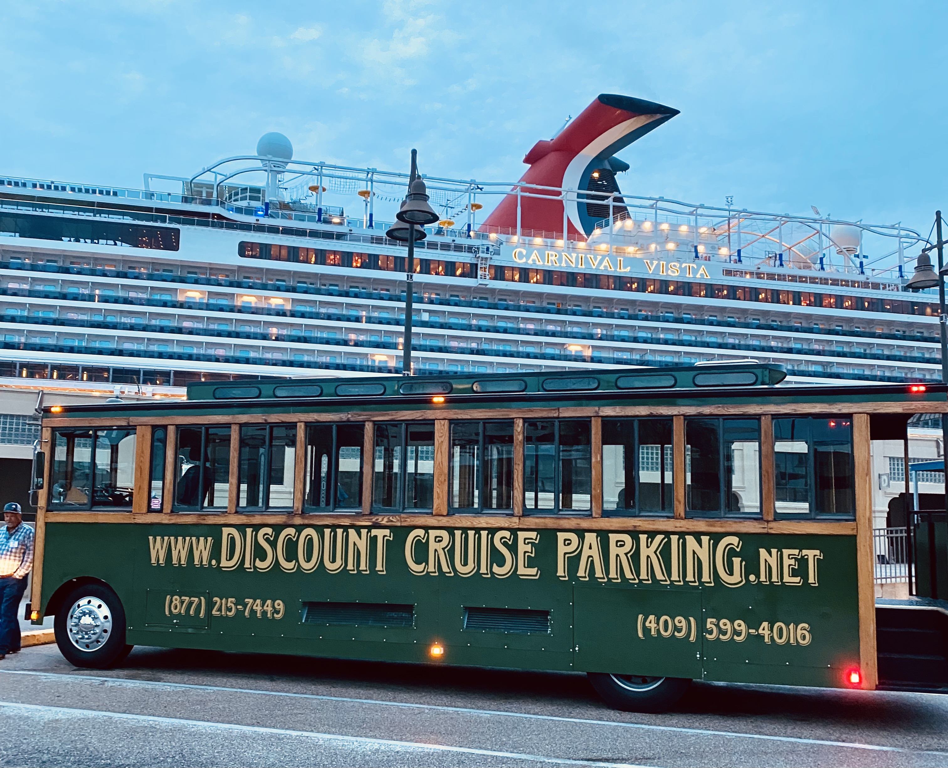 Discount Cruise Parking | 433 33rd St, Galveston, TX 77554, United States | Phone: (409) 599-4016