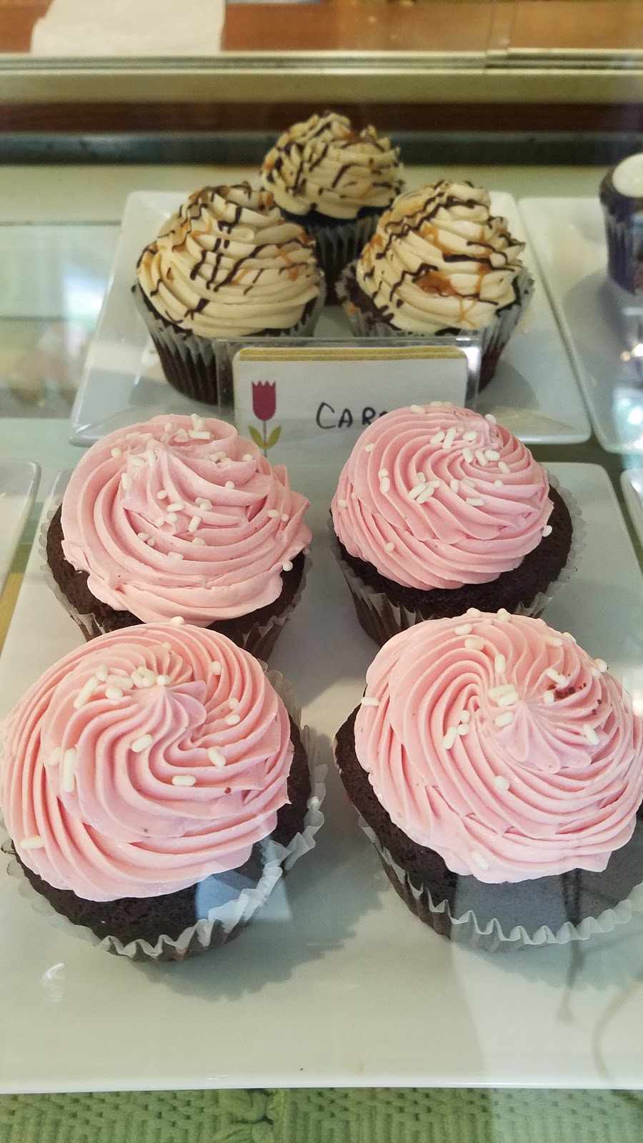Country Desserts Bake Shop | 60 Lexington St, Newton, MA 02465, USA | Phone: (617) 928-1242