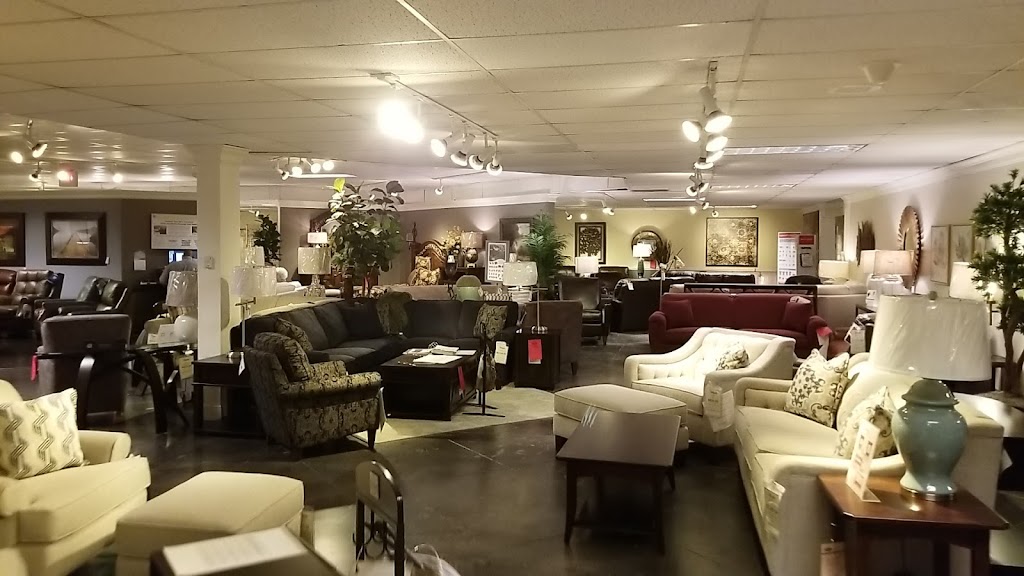 Wayside Furniture Showroom | 1367 Canton Rd, Akron, OH 44312, USA | Phone: (330) 733-6221