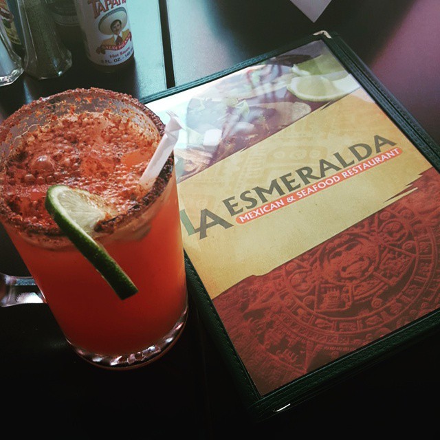 La Esmeralda Mexican and Seafood Restaurant | 27600 Bouquet Canyon Rd #100, Santa Clarita, CA 91350, USA | Phone: (661) 430-8131