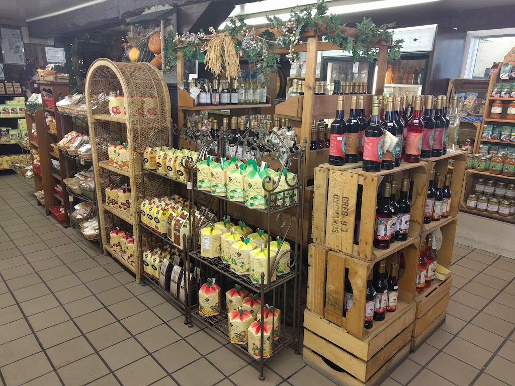 MacQueen Orchards | 7605 Garden Rd, Holland, OH 43528, USA | Phone: (419) 865-2916