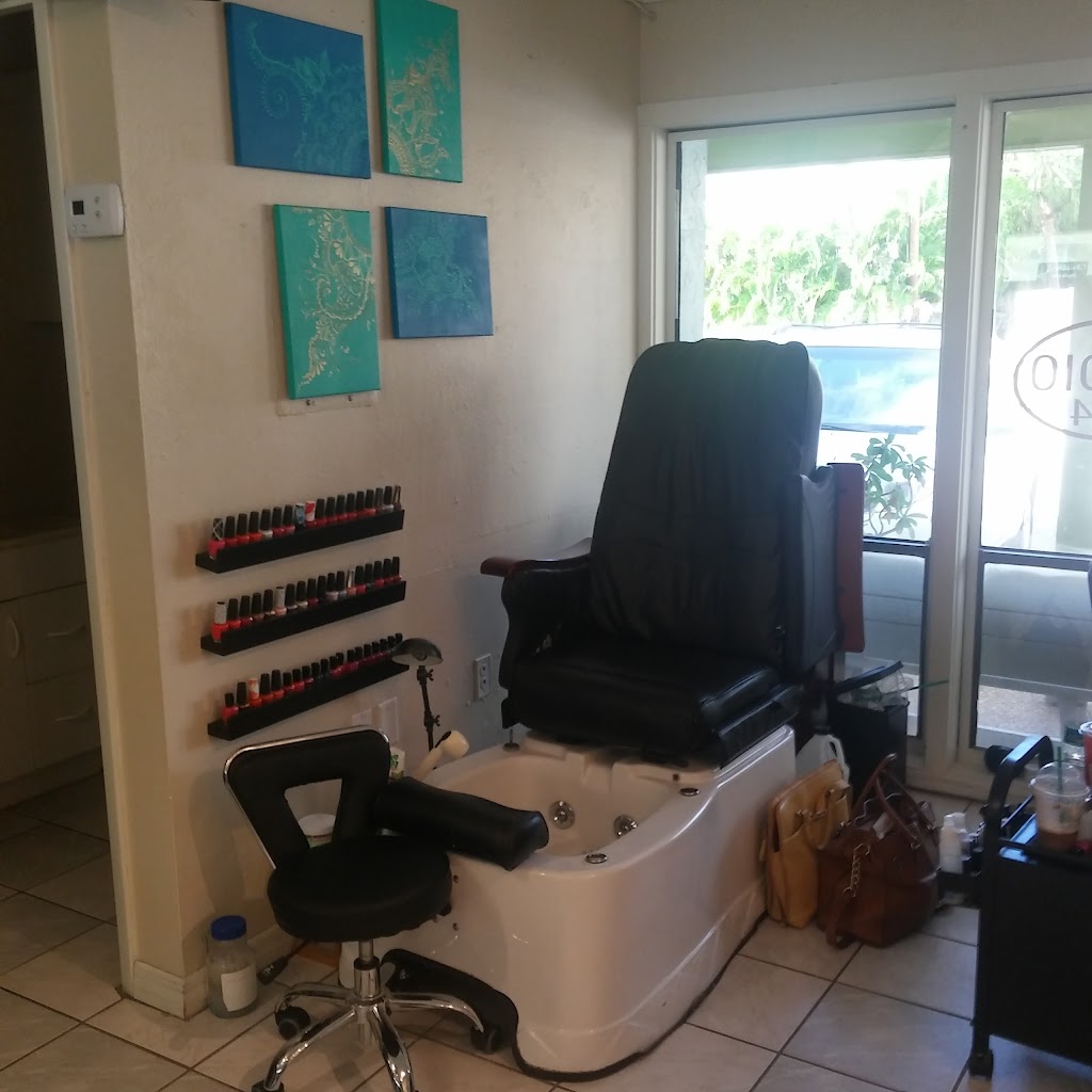 Studio 104 | 2501 Gulf Dr N # 104, Bradenton Beach, FL 34217, USA | Phone: (941) 778-5989