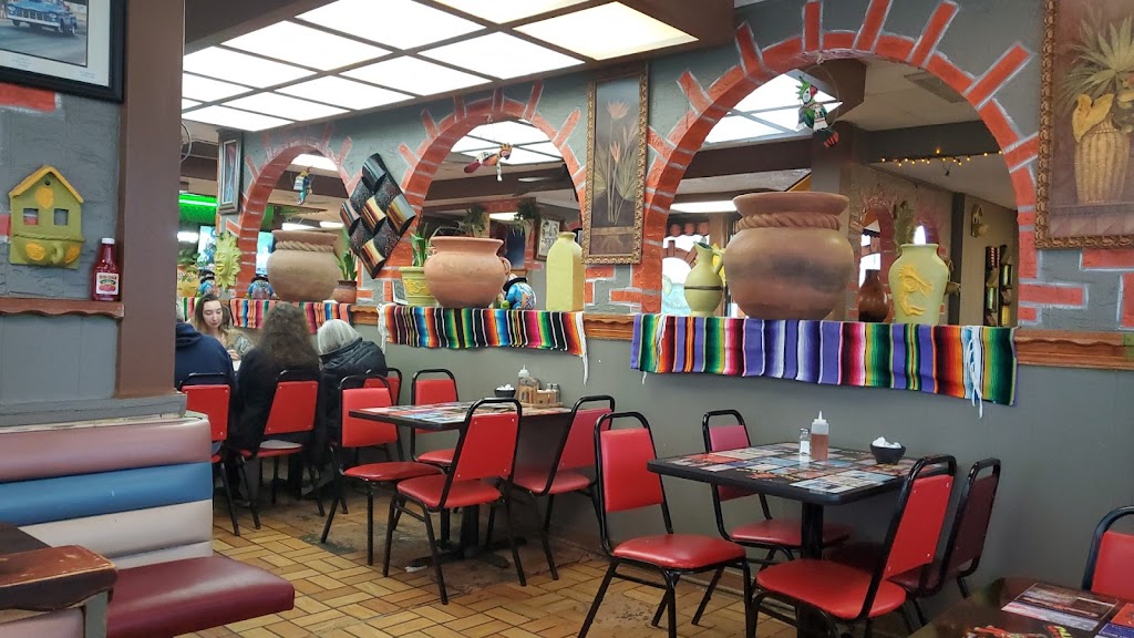 Chelinos Mexican Restaurant | 110 Ed Noble Pkwy, Norman, OK 73072, USA | Phone: (405) 447-8050