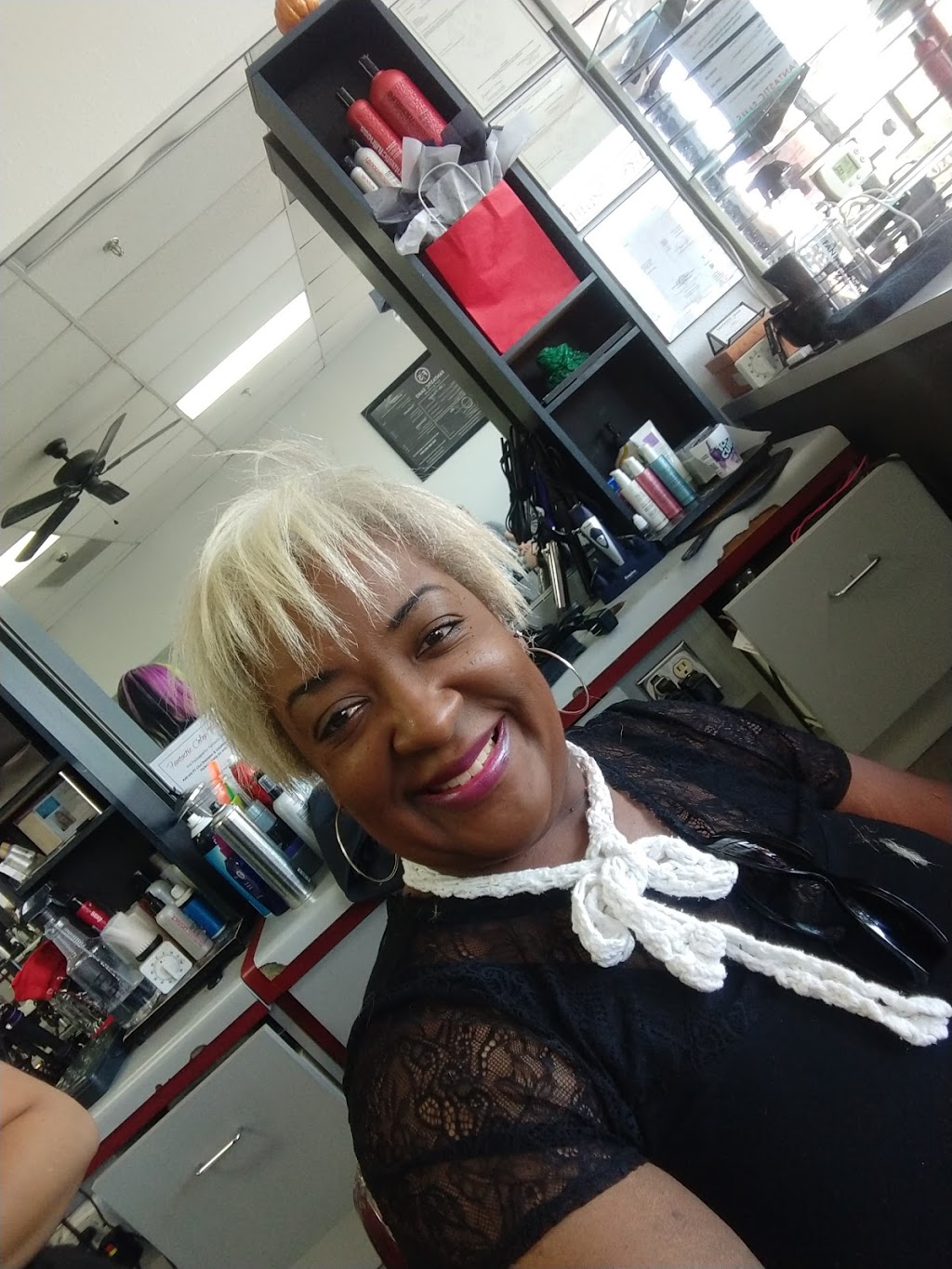 Fantastic Sams Cut & Color | 505 E Windmill Ln #1-a, Las Vegas, NV 89123, USA | Phone: (702) 270-2401