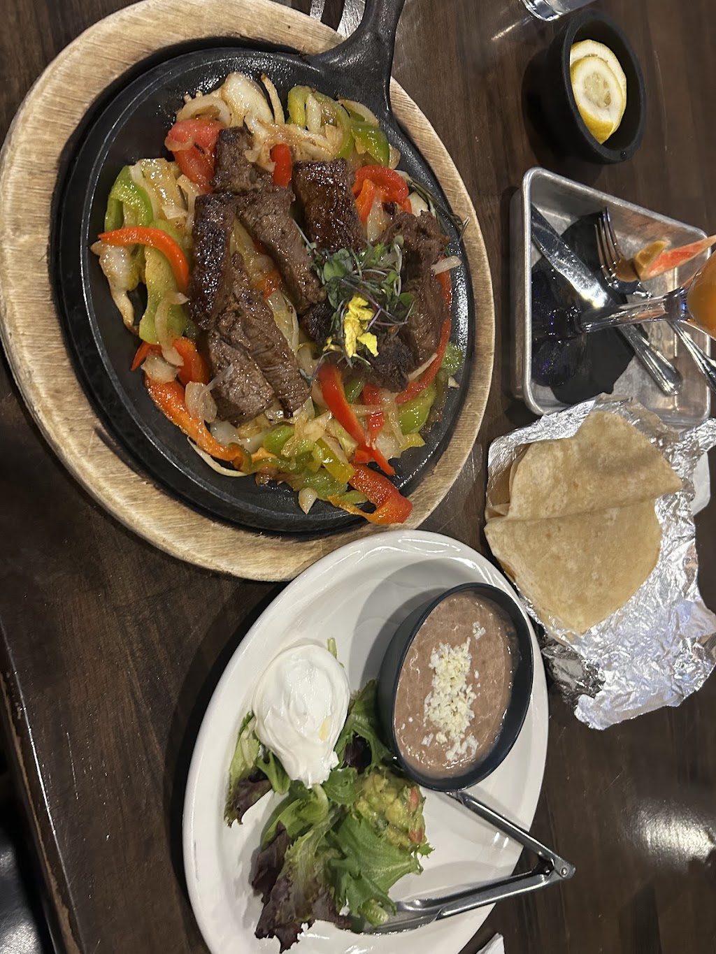 Enriques Mexican Restaurant | 345 N Ave E Ave, Kuna, ID 83634, USA | Phone: (208) 922-5169