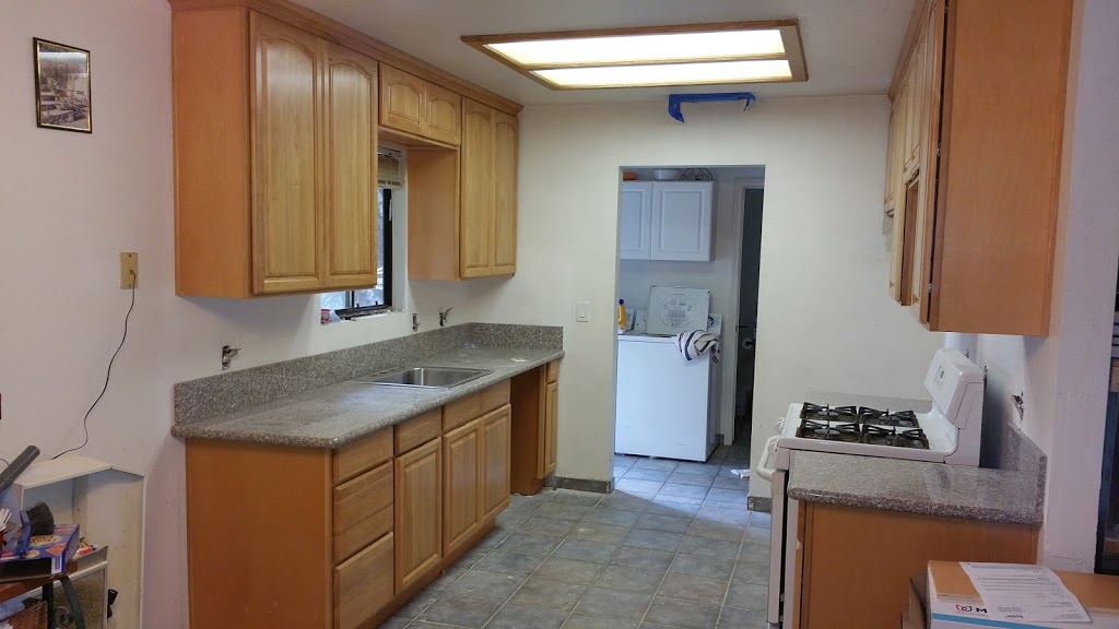 Kitchen Cabinets | 2329 E Ashlan Ave, Fresno, CA 93726, USA | Phone: (559) 917-5336