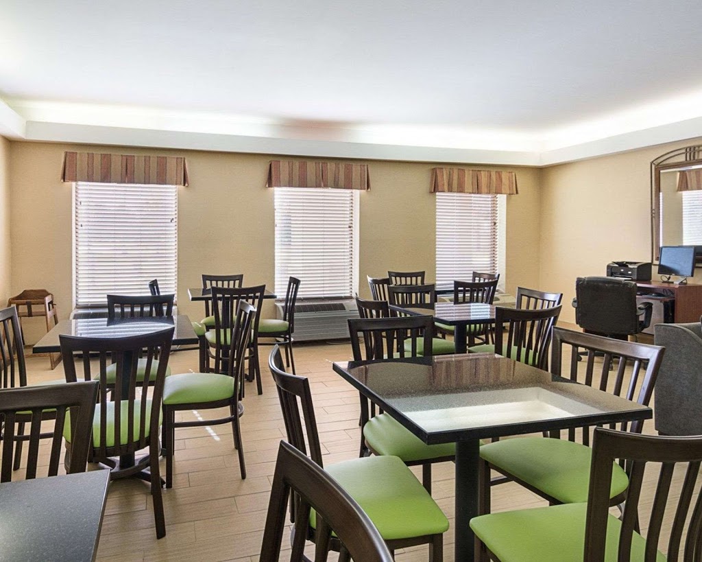 Quality Inn Richmond Airport | 5240 Airport Square Ln, Sandston, VA 23150, USA | Phone: (804) 621-0361