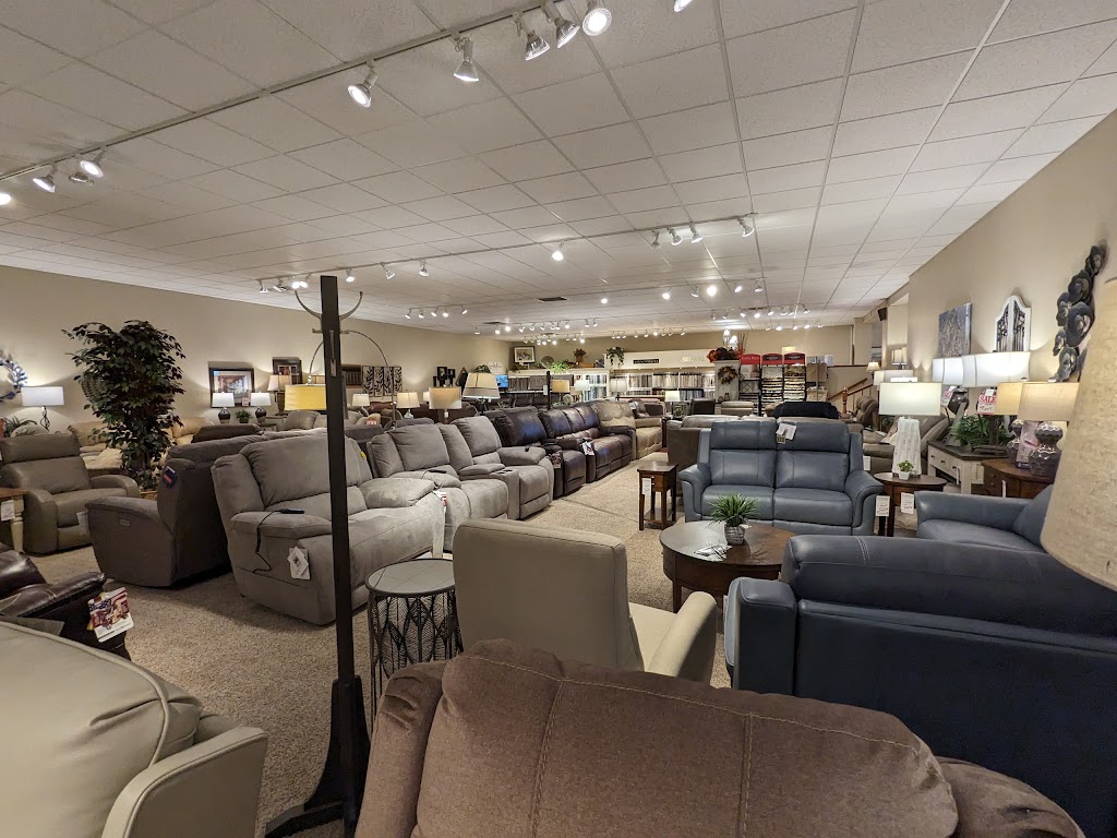 Clauser Furniture | 956 US Hwy 27, Berne, IN 46711, USA | Phone: (260) 589-2608