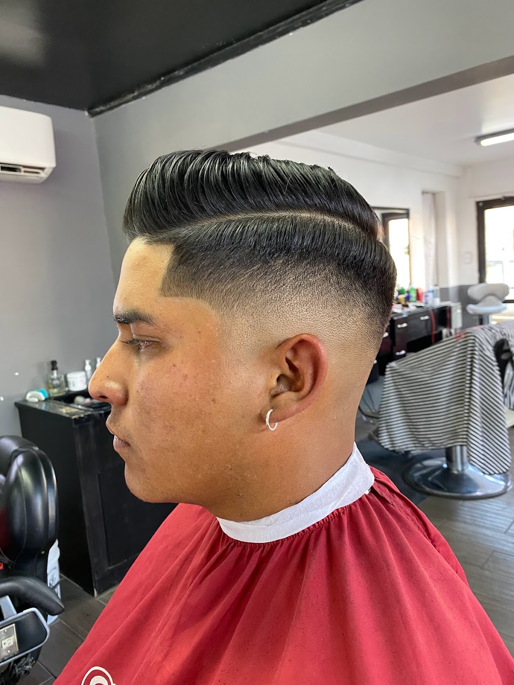 Estética y barbería Vicky’s | Tecate - Tijuana 9250, Ejido Ojo de Agua, 22254 Tijuana, B.C., Mexico | Phone: 664 406 8482