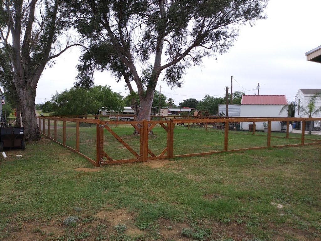 Amigo Inn & RV Park | 209 Lake Shore Dr, Zapata, TX 78076, USA | Phone: (956) 765-3095