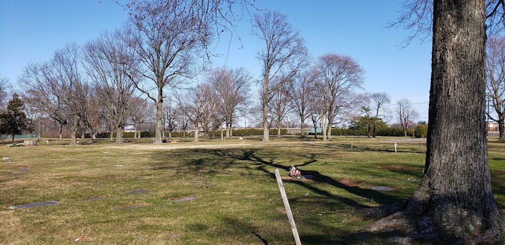 Clover Leaf Memorial Park | Cemetery Rd, Woodbridge, NJ 07095, USA | Phone: (732) 634-2211