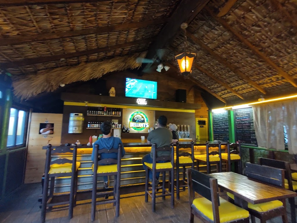 Cervecería Delliotts | Ensenada - Rosarito, Hermenegildo Cuenca Diaz, 22710 Rosarito, B.C., Mexico | Phone: 661 104 4394