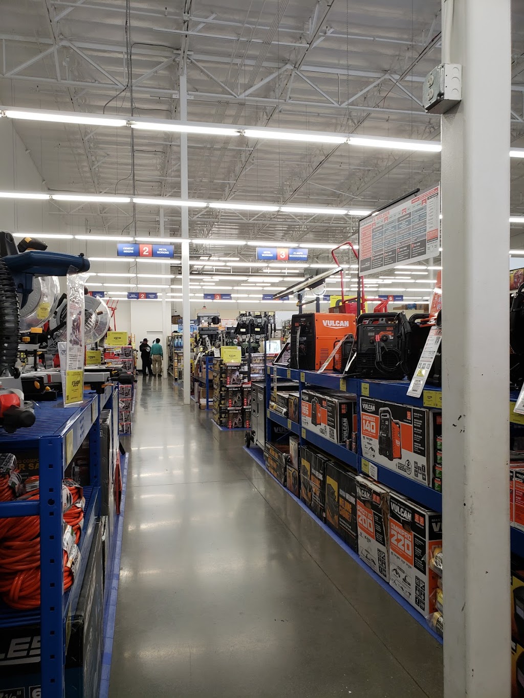 Harbor Freight Tools | 1291 N Hacienda Blvd, La Puente, CA 91744, USA | Phone: (626) 917-0390
