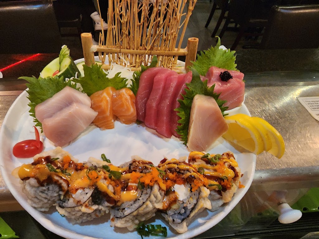 Umi Sushi & Hibachi | 10340 Baltimore St NE Suite 100, Blaine, MN 55449, USA | Phone: (763) 296-8004