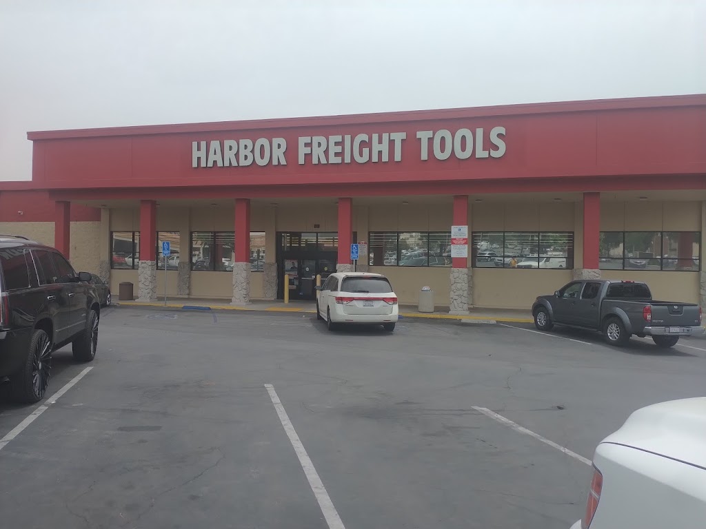 Harbor Freight Tools | 260 E Baseline Rd, Rialto, CA 92376, USA | Phone: (909) 301-4545