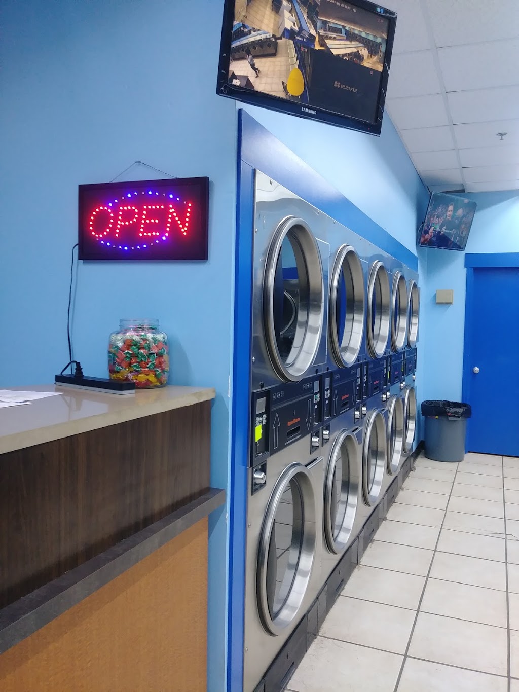 Blue Water Laundry | 2236 S Cobb Dr SE, Smyrna, GA 30080, USA | Phone: (770) 989-1400
