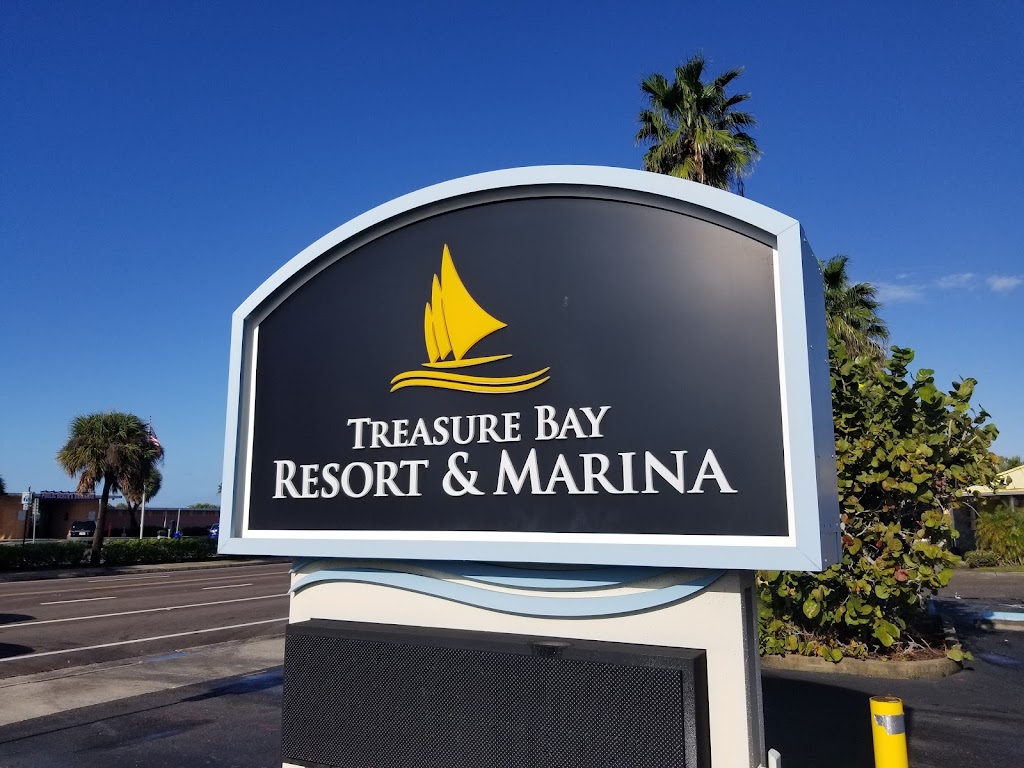 Treasure Bay Resort & Marina | 11125 Gulf Blvd, Treasure Island, FL 33706, USA | Phone: (727) 360-4400