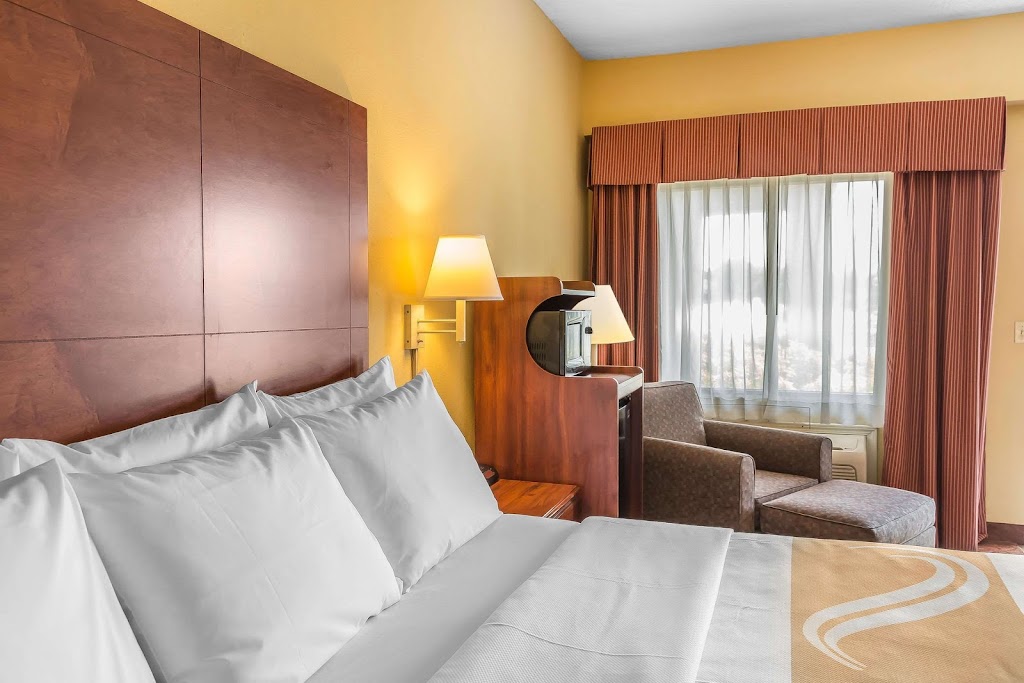 Quality Inn Calera I-65 exit 231 | 357 Co Rd 304, Calera, AL 35040, USA | Phone: (205) 668-3641