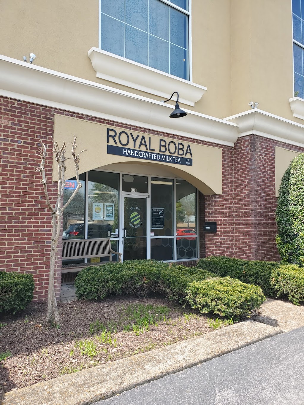 Royal Boba: Handcrafted Milk Tea | 265 White Bridge Pike #101, Nashville, TN 37209, USA | Phone: (615) 649-8717