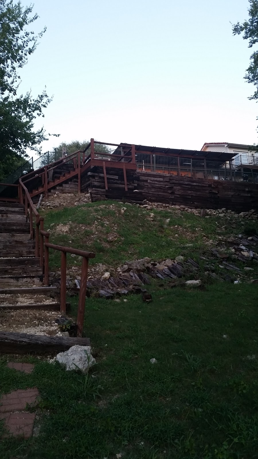 Lake Whitney Vacation Rentals | 121 Sandy Cir, Whitney, TX 76692, USA | Phone: (214) 763-6961