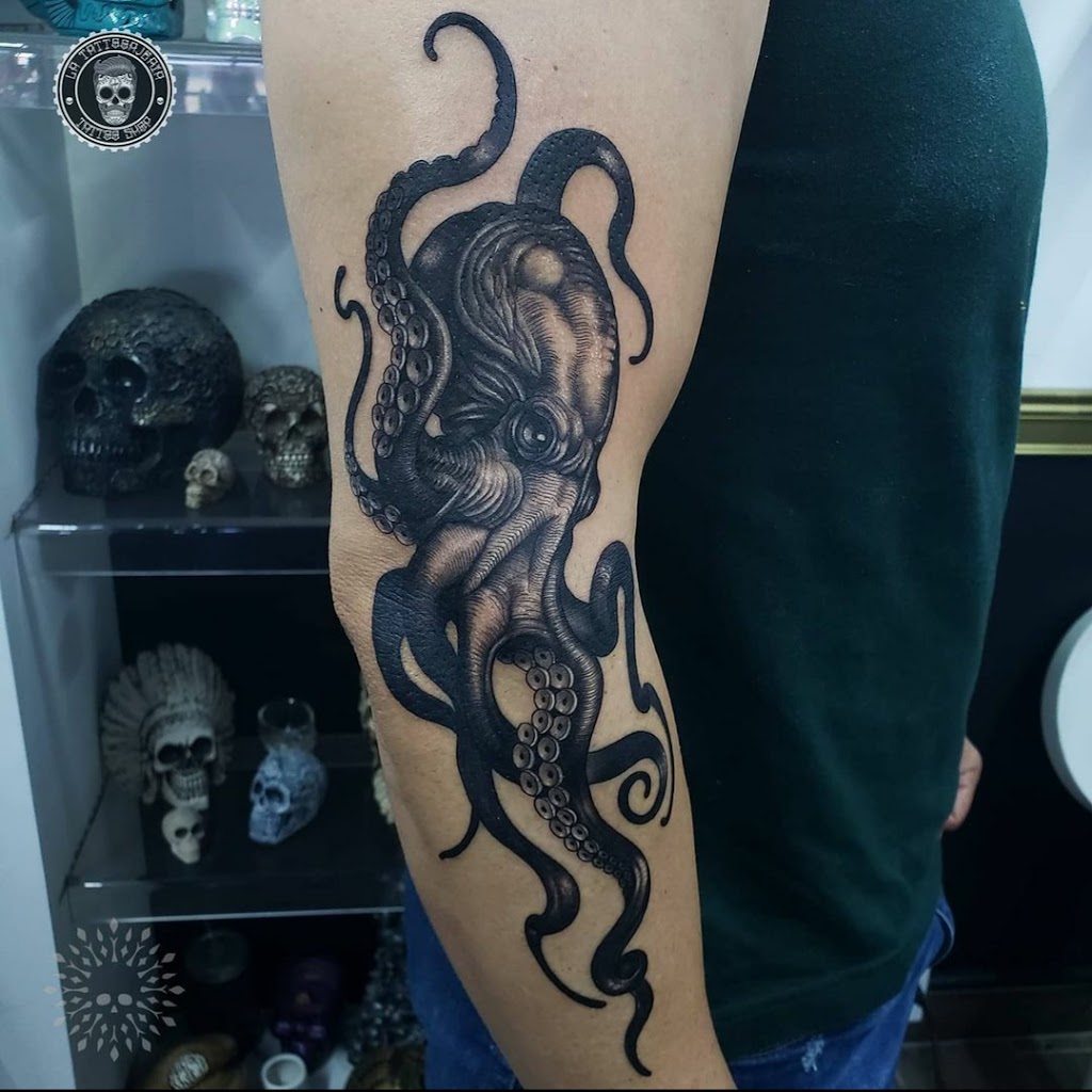 The Tattooajeria Tattoo Shop | Blvd cucapah plaza del paseo Col, Lomas del Matamoros, 22206 Tijuana, B.C., Mexico | Phone: 664 229 8982