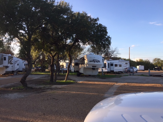 Flat Rock Road RV Park | 101 Mundi Ln, Azle, TX 76020, USA | Phone: (817) 771-8158