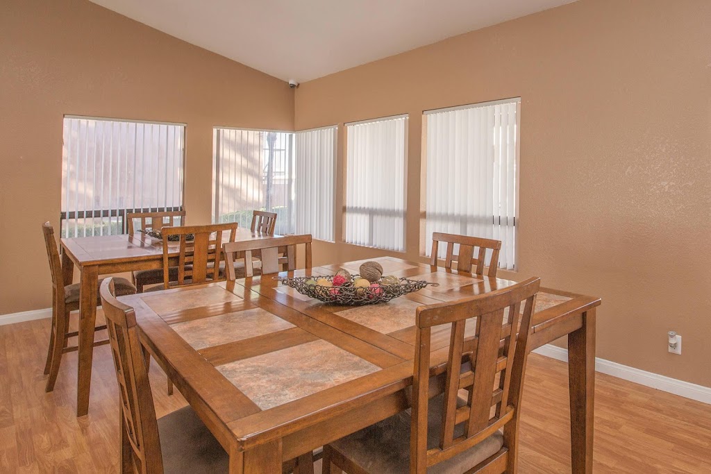 Summer Ridge Apartments | 15410 La Paz Dr, Victorville, CA 92395, USA | Phone: (760) 245-8849