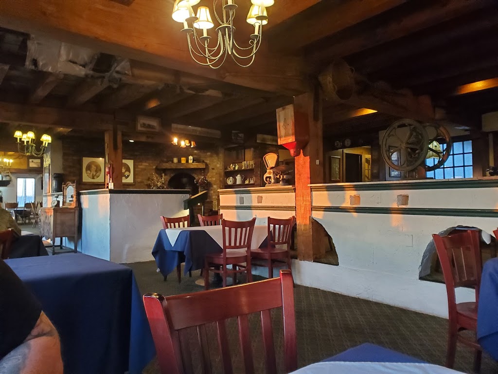 94th Aero Squadron Restaurant | 5030 Sawyer Rd, Columbus, OH 43219, USA | Phone: (614) 237-8887