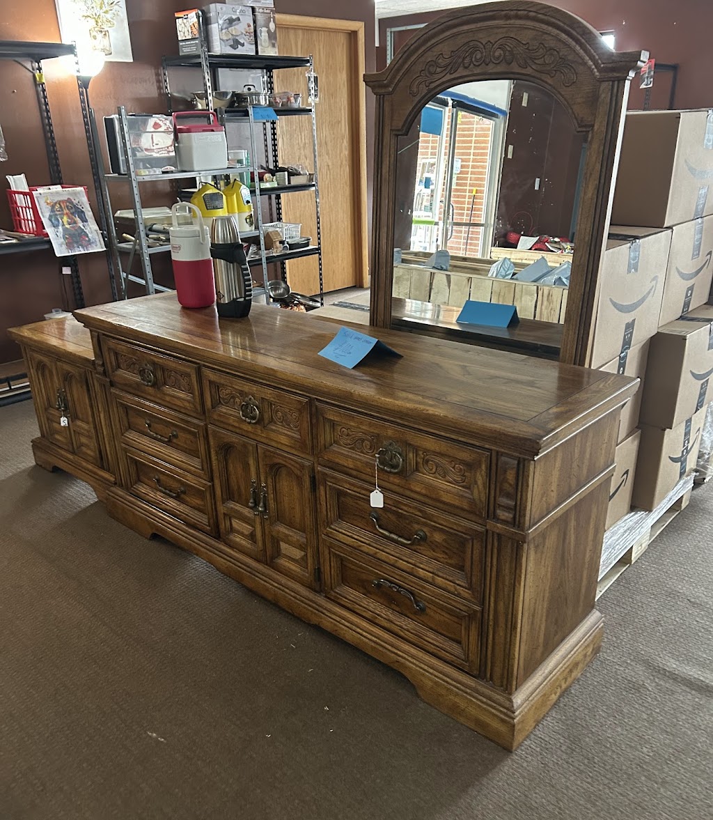 Lucky Deal Wholesale | 300 Tilden Ave, Mt Vernon, OH 43050, USA | Phone: (740) 830-6020