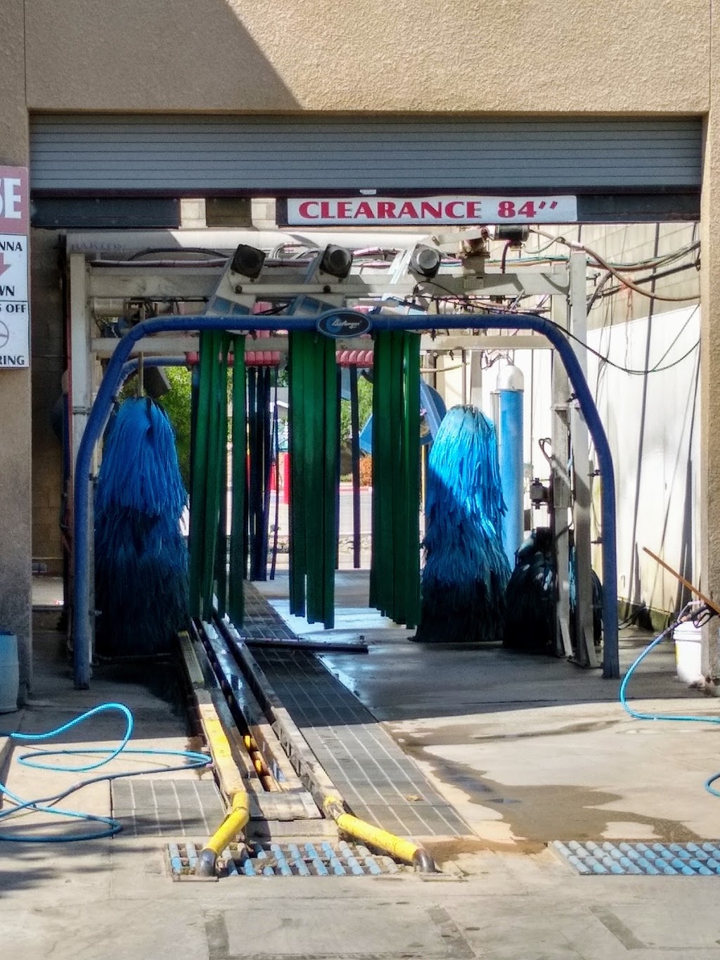 Independent Car Wash | 8450 Lander Ave, Hilmar, CA 95324, USA | Phone: (209) 668-1411