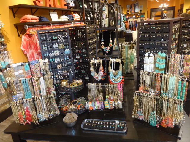 francescas | 1155 Buck Creek Rd H-812, Simpsonville, KY 40067, USA | Phone: (502) 405-4100