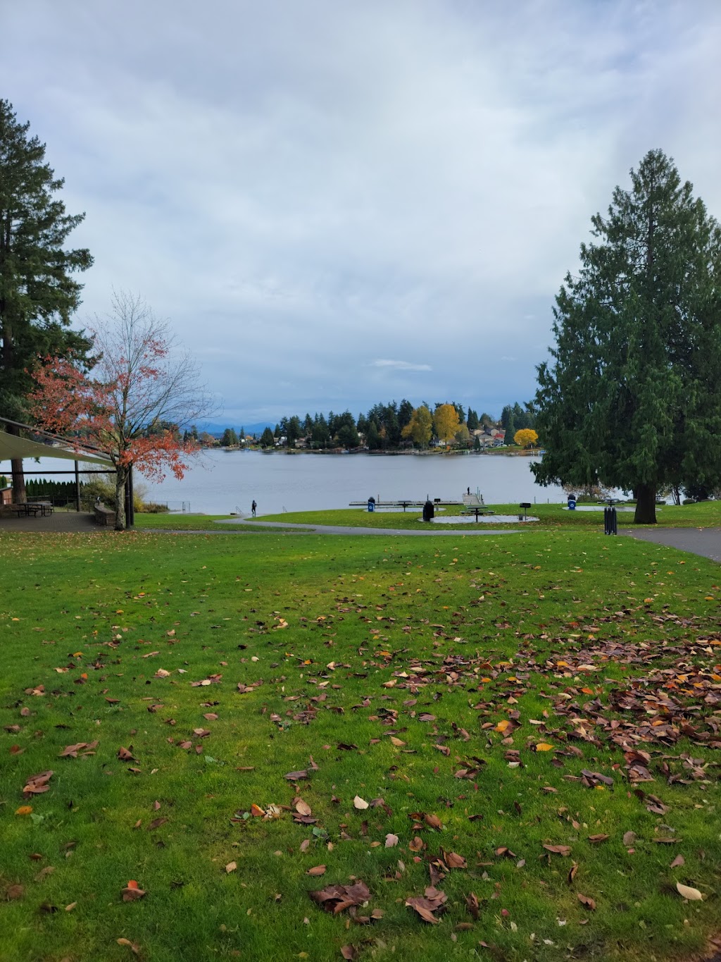 Angle Lake Park | 19408 International Blvd, SeaTac, WA 98188, USA | Phone: (206) 973-4680