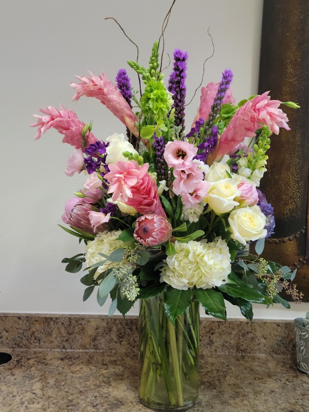 Blooms and Bears Florist | 855 Seagull Ln, Newport Beach, CA 92663, USA | Phone: (949) 252-9419