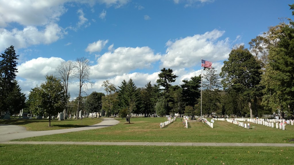 Greendale Cemetery | 886 Nowlin Ave, Greendale, IN 47025, USA | Phone: (812) 537-3080