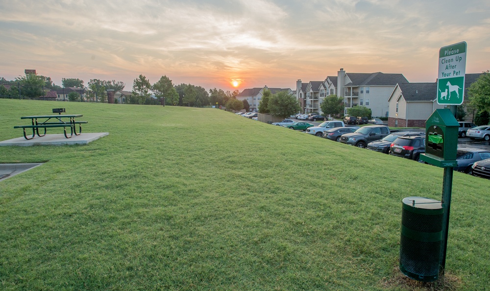 Nickel Creek Apartments | 7805 S Union Ave, Tulsa, OK 74132 | Phone: (918) 578-4860