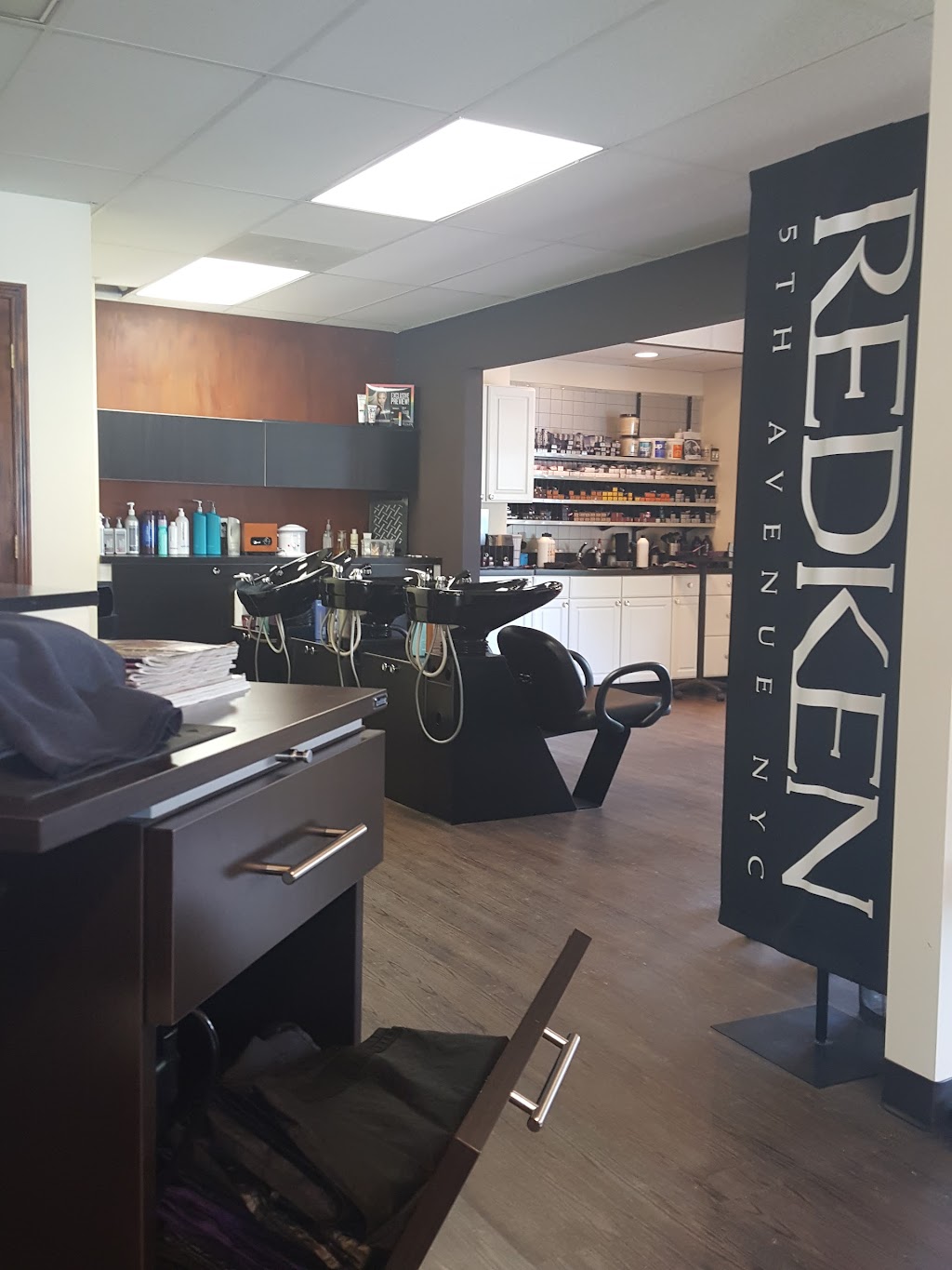 Salon joVon Hinckley | 1309 Ridge Rd, Hinckley, OH 44233, USA | Phone: (330) 278-3226