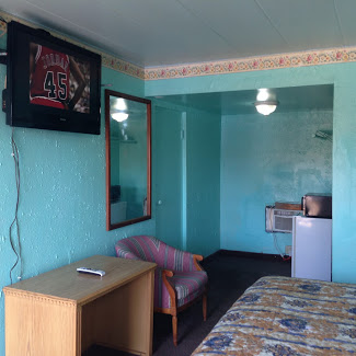 Mona Lisa Motel | 28725 Michigan Ave, Inkster, MI 48141, USA | Phone: (734) 595-3446