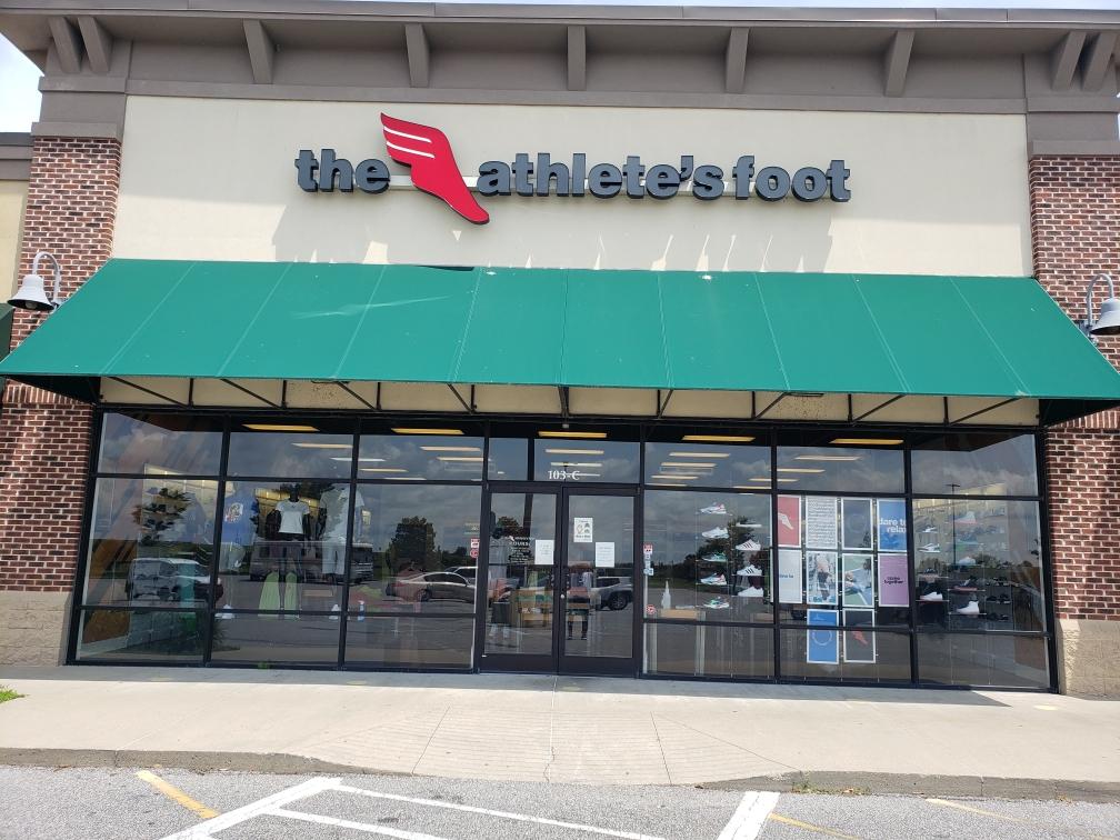 The Athletes Foot | Elizabeth City | Shoppes at Tanglewood | 103 Tanglewood PKWY unit C-40 The Athletes Foot, Complex Unit C, #40, Elizabeth City, NC 27909, USA | Phone: (252) 331-2234