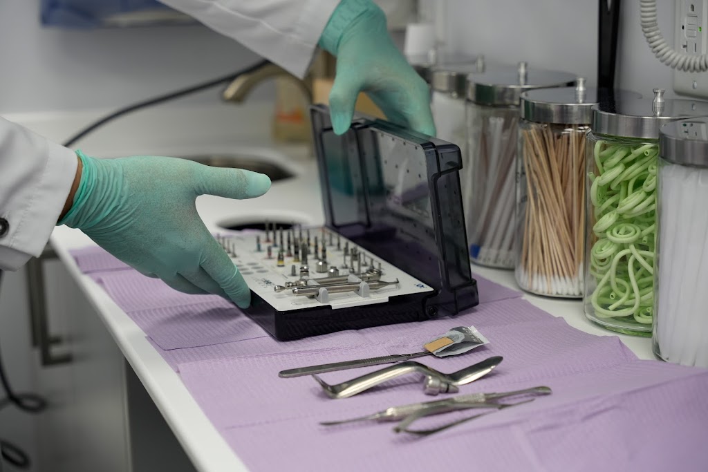 Modern Touch Dental, P.C. | 426 Atlantic Ave, East Rockaway, NY 11518, USA | Phone: (516) 744-6740