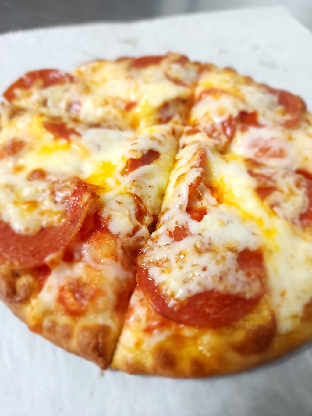 Pizza House | 115 E H St, Erwin, NC 28339, USA | Phone: (910) 897-8977