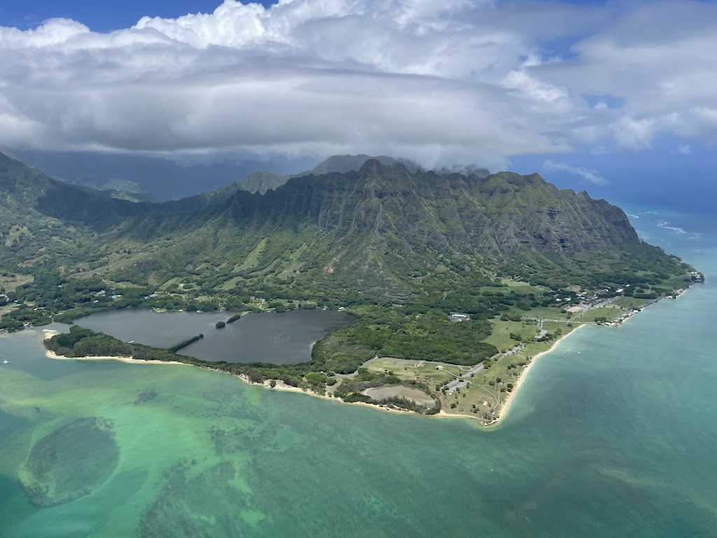 Mauna Loa Helicopter Tours Oahu | 134 Nakolo Pl, Honolulu, HI 96819, USA | Phone: (808) 694-3550