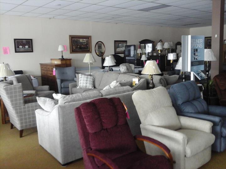Medlers Furniture | 524 N Meridian St, Portland, IN 47371, USA | Phone: (260) 726-4570
