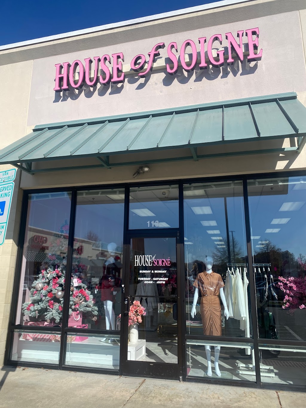 House Of Soigne | 1040 Freeland Dr Suite 113, Salisbury, NC 28144, USA | Phone: (704) 877-0555