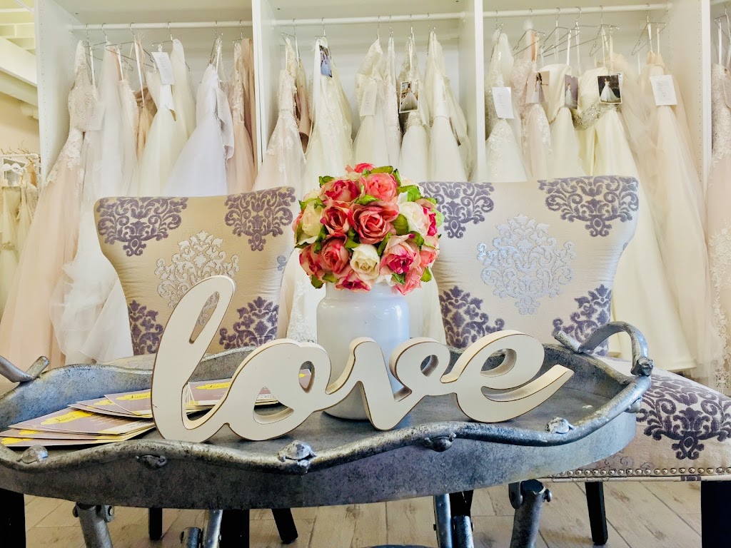 Langs Bridal | 501 S Bowen Rd, Arlington, TX 76013, USA | Phone: (817) 277-0341