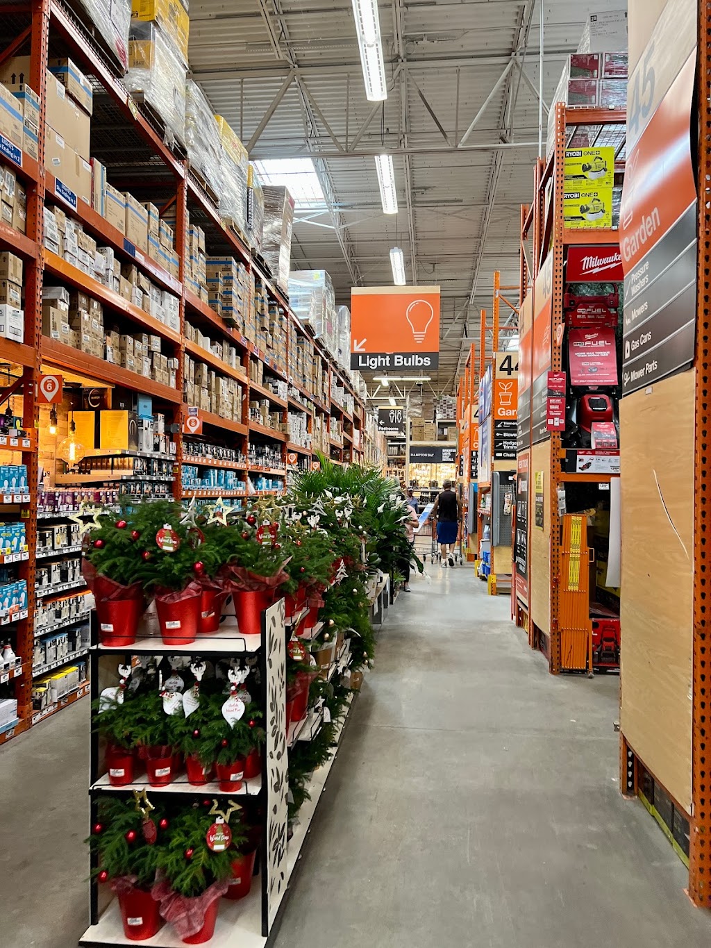 The Home Depot | 1712 N Dale Mabry Hwy, Tampa, FL 33607, USA | Phone: (813) 879-1000