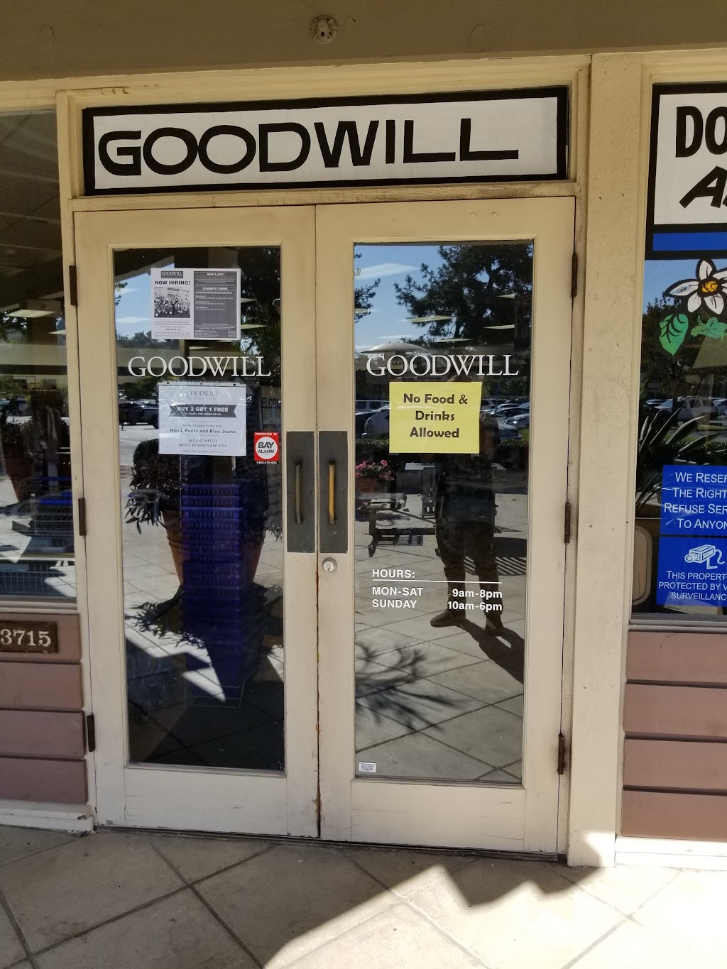 Goodwill Retail Store and Donation Center | 3713 Avocado Blvd, La Mesa, CA 91941, USA | Phone: (619) 741-2739