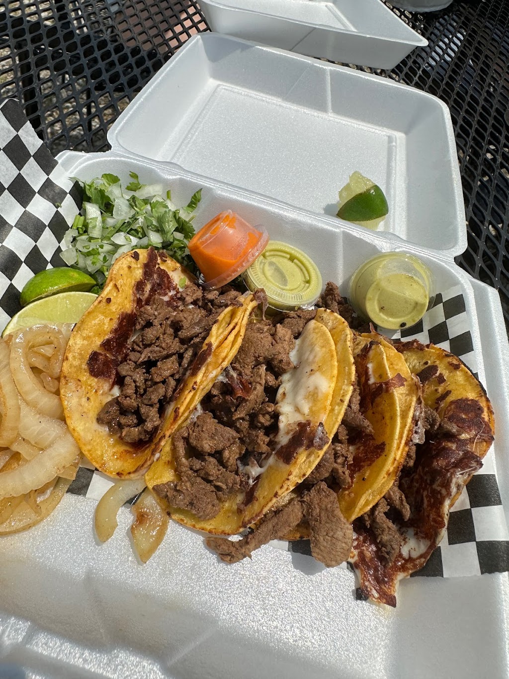 LOS JEFES (MEXICAN STREET FOOD) FOOD TRAILER | 18222 FM740, Forney, TX 75126, USA | Phone: (469) 558-7120
