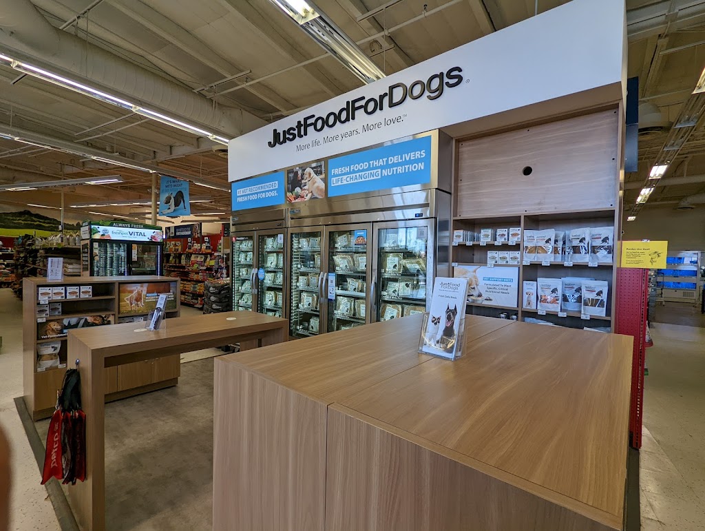 Petco | 8910 Talking Stick Way, Scottsdale, AZ 85250, USA | Phone: (480) 368-8015