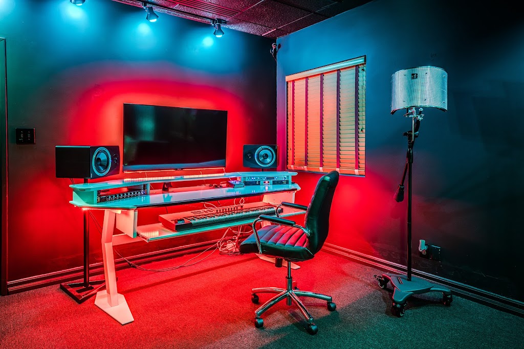 Anonymous Studios | 840 N Hollywood Way, Burbank, CA 91505 | Phone: (818) 934-4250